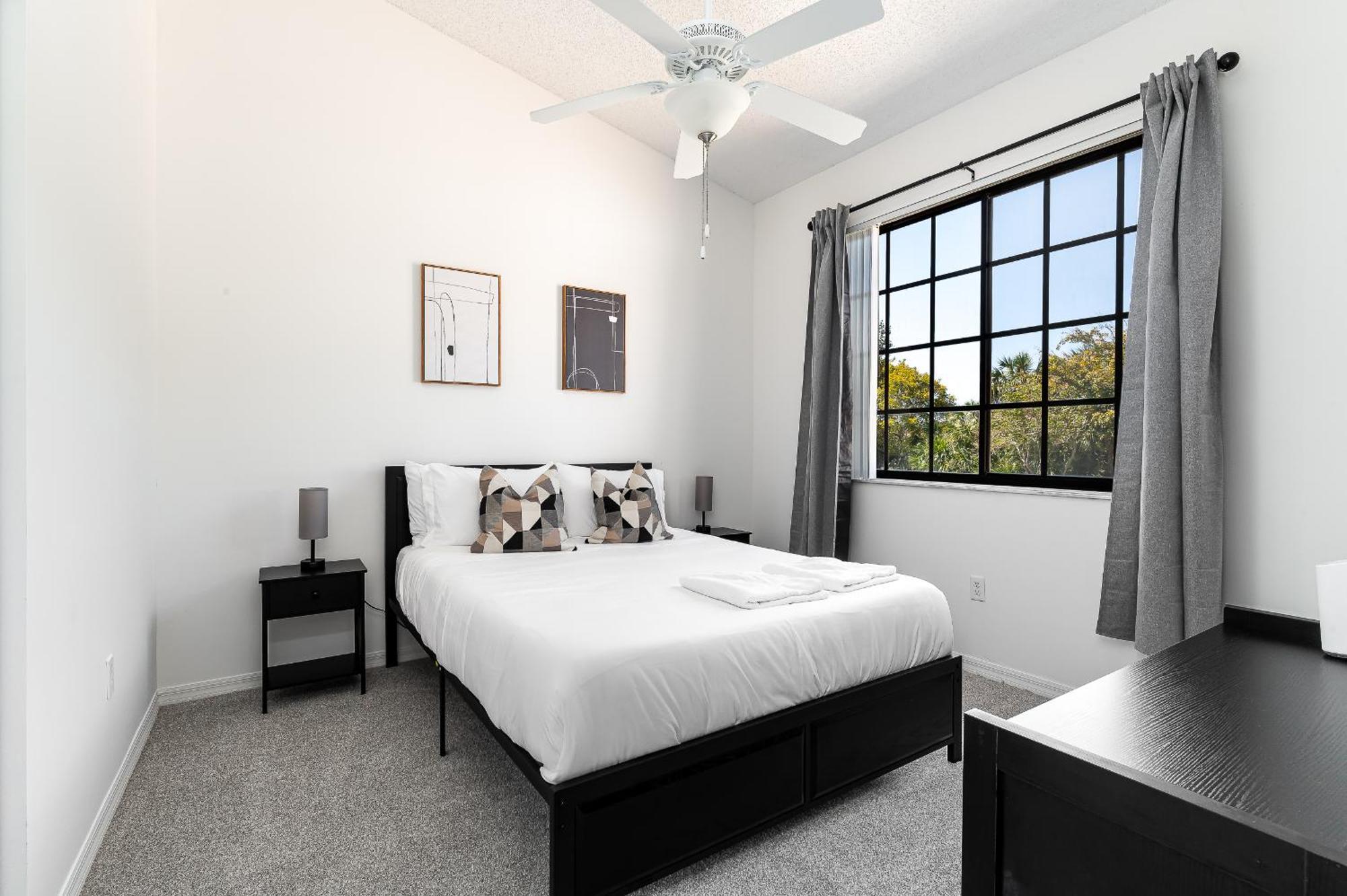 Newly Renovated Townhome With King Bed Delray Beach Zewnętrze zdjęcie