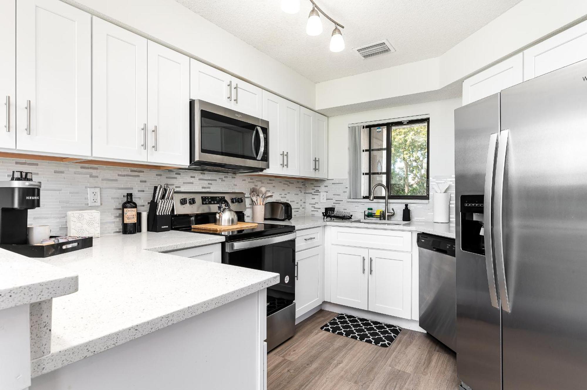 Newly Renovated Townhome With King Bed Delray Beach Zewnętrze zdjęcie